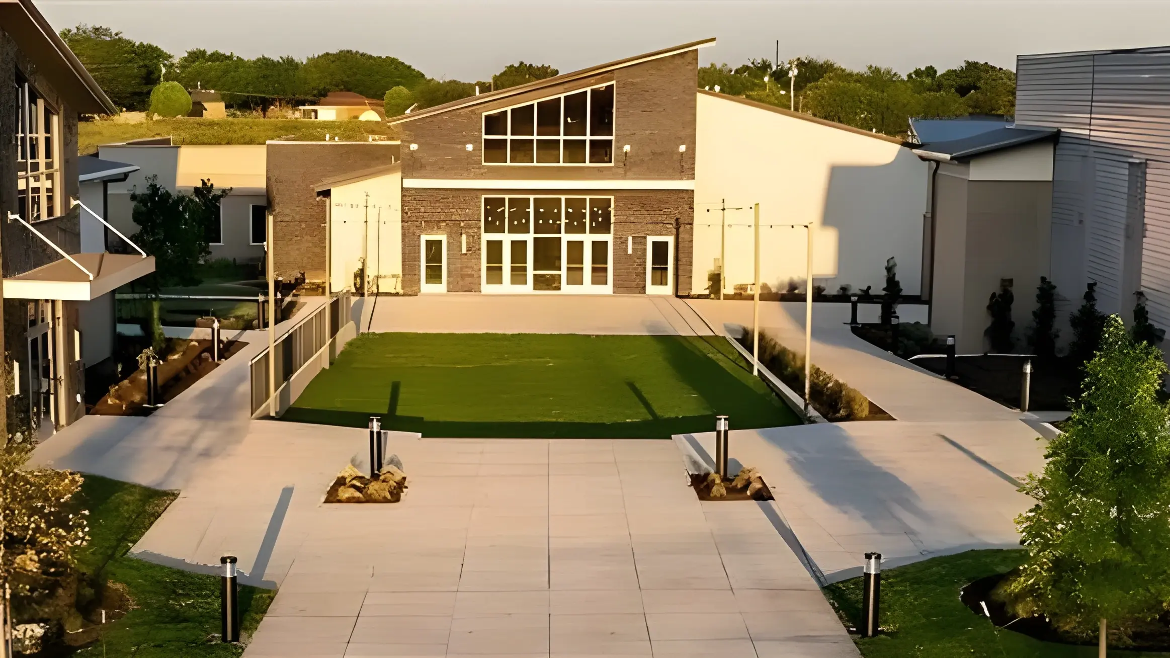 An image of Dallas County Election's Department building.