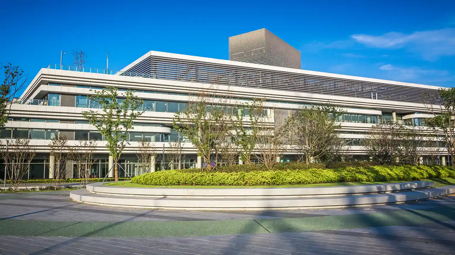 An image of Dallas County Election's Department building.